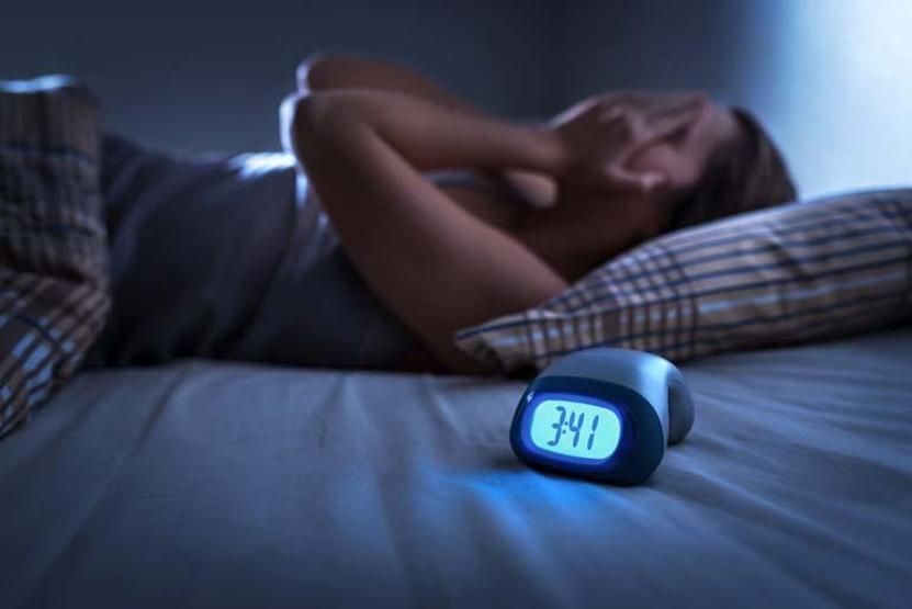 Her gece 90 dakika az uyku bu hastalığı tetikliyor Gözleri 30 yıl yaşlandırabilir