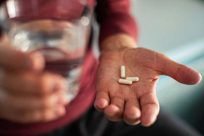 Ateş düşürmek, yorgunluk ve ağrı gidermek için kafanıza göre kullanmayın Antibiyotiklerin etkili ve verimli olabilmesi için 4 kural