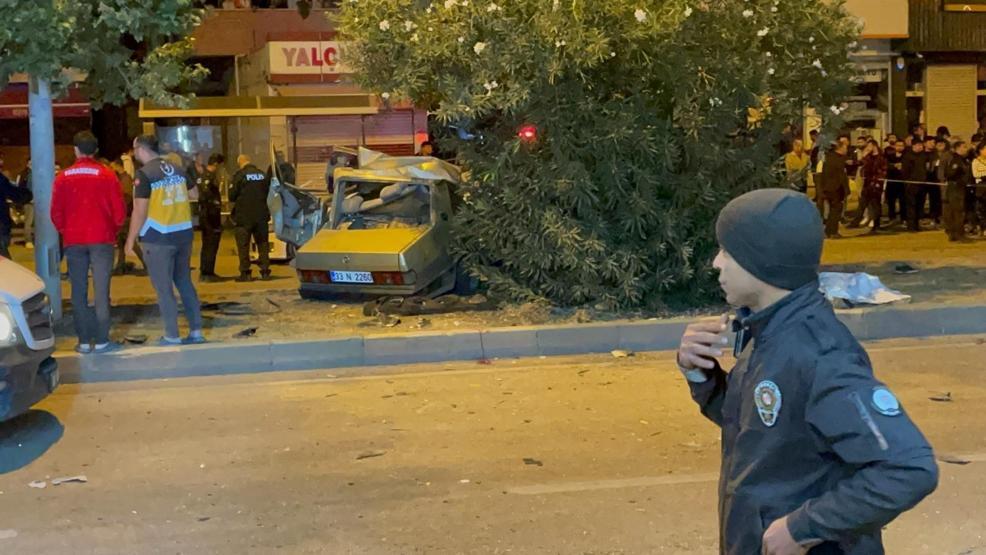 Adana‘da feci kaza Otomobil ikiye bölündü: 3 kişi hayatını kaybetti