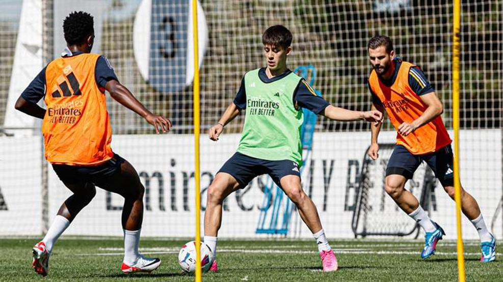 Real Madridden Arda Güler kararı Fenerbahçeye mi dönüyor
