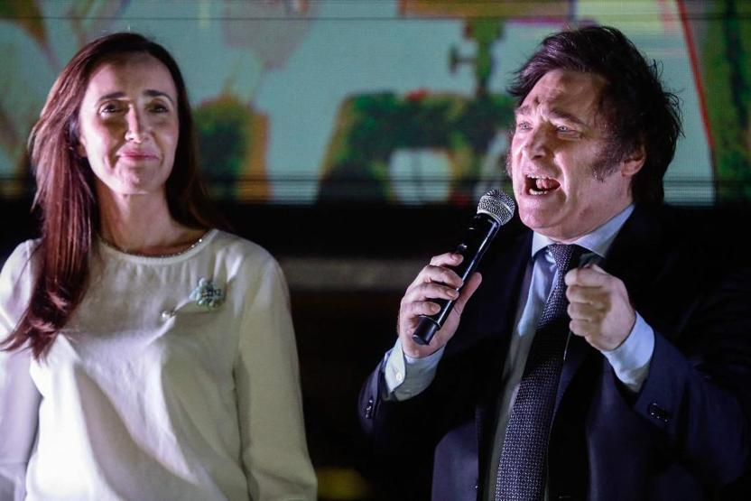 Testere Mileinin ekonomi vaadi: Arjantin dolara geçerse ne olur