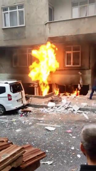Küçükçekmecedeki patlamanın sebebinin sprey kutuları olduğu ortaya çıktı