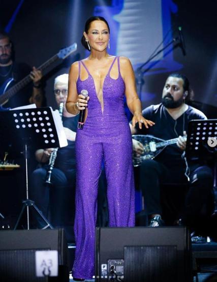 Hülya Avşar koronavirüse yakalandı