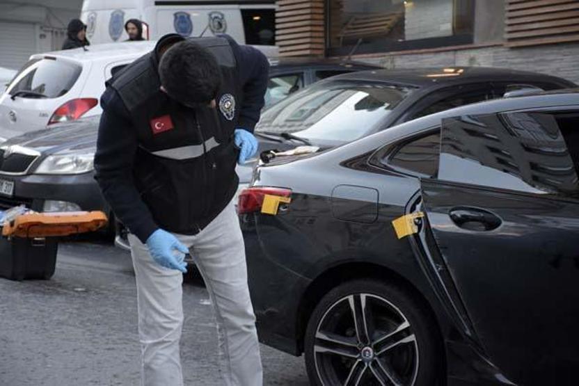 İstanbulda kanlı pusu: 22 yaşındaki gence 17 kurşun