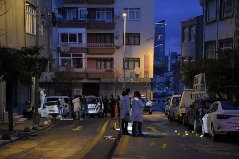 İstanbulda kanlı pusu: 22 yaşındaki gence 17 kurşun