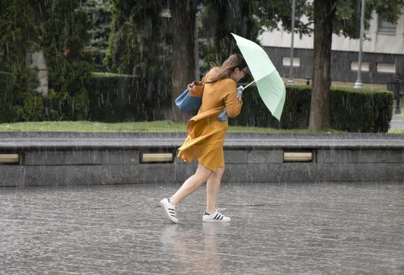 Meteoroloji yarın için uyardı Kuvvetli fırtına geliyor...
