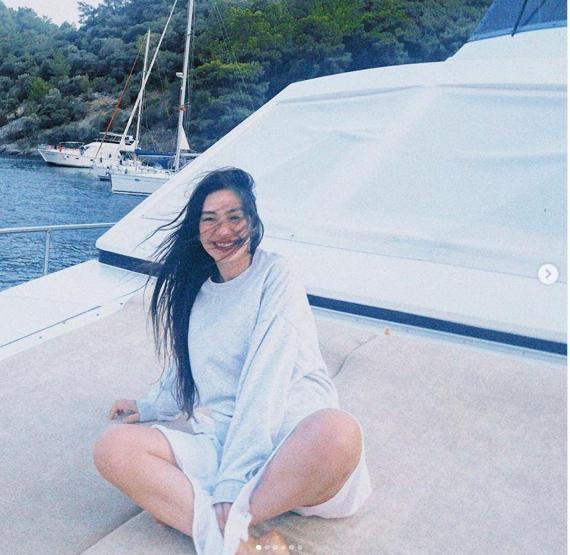 Neslihan Atagülden çöl pozu geldi
