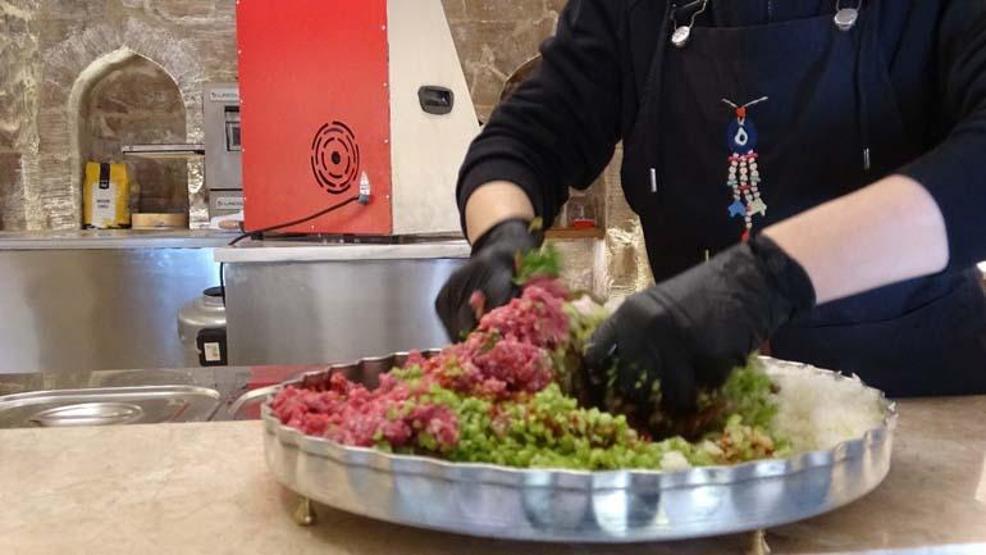 Geleneksel sembüsek yemeği Mardinlilerin vazgeçilmezi Her Mardinlinin evinde haftada bir defa pişer