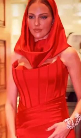 Meryem Uzerli sosyal medyanın diline düştü