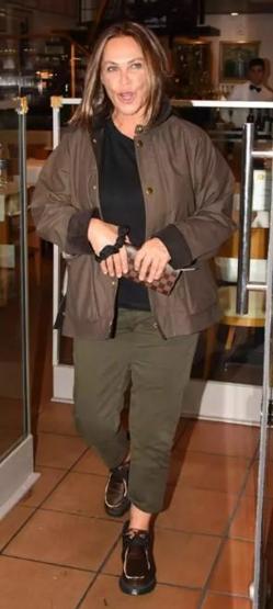 Hülya Avşar muhabirlere verdiği cevapla güldürdü