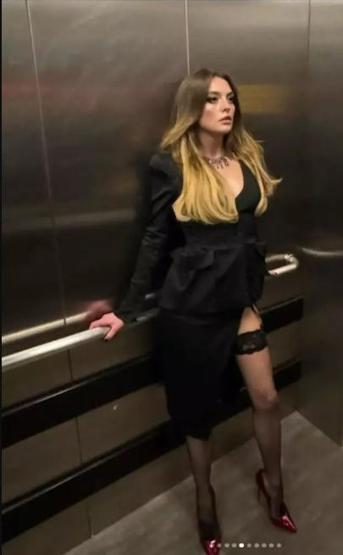 Melis Sezen hem cesur tarzı hem de sahnedeki sözleriyle gündemde