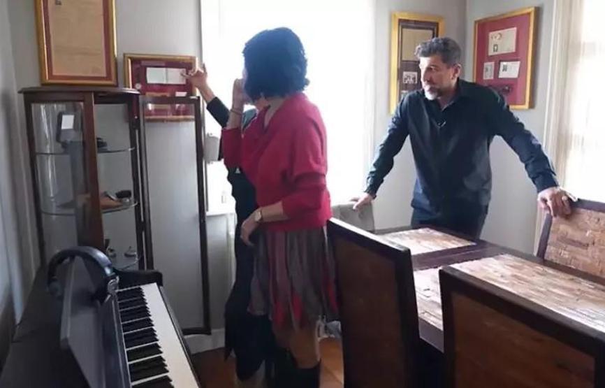 Evrim Akın ile Ev Gezmesi programının son konuğu Hakan ve Çiğdem Bilgin çifti oldu