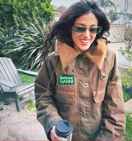 Cansu Tosundan dikkat çeken Serenay Sarıkaya cevabı