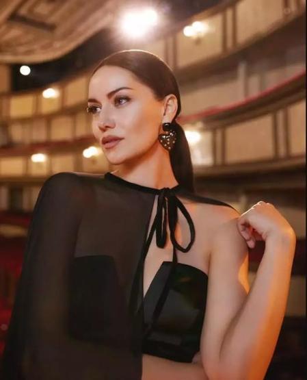Fahriye Evcen mutlu evliliğin sırrını böyle anlattı