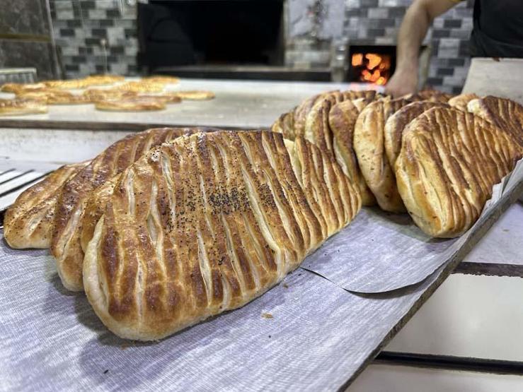 Yüksekovada üretilen Sivas katmeri satışa sunuldu
