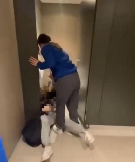 Beylikdüzünde arkadaşlarını tuvalette darbeden 5 öğrenci gözaltına alındı