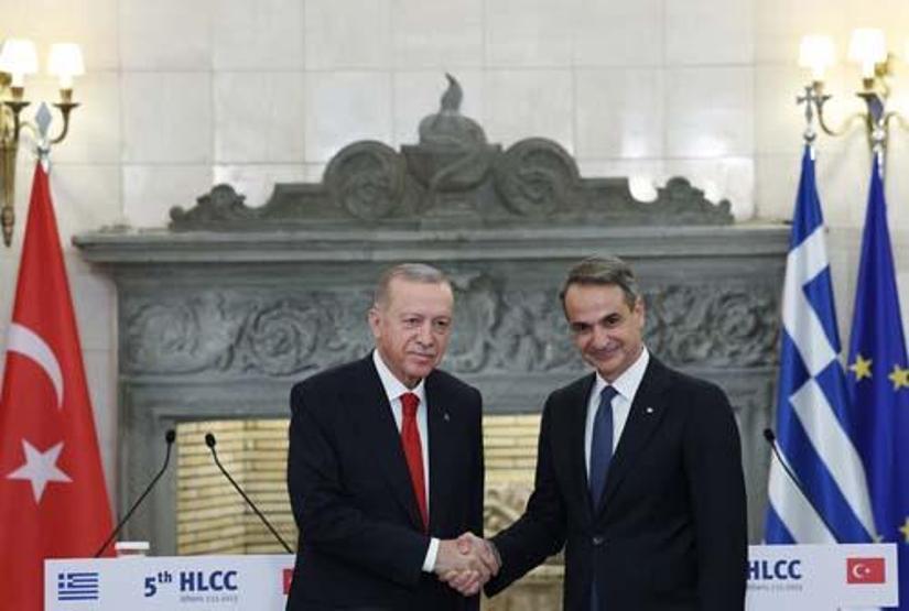 Erdoğan, Yunanistan Ziyaretinde Teklif Etti: Maç Yapalım, Koç Sen Ol