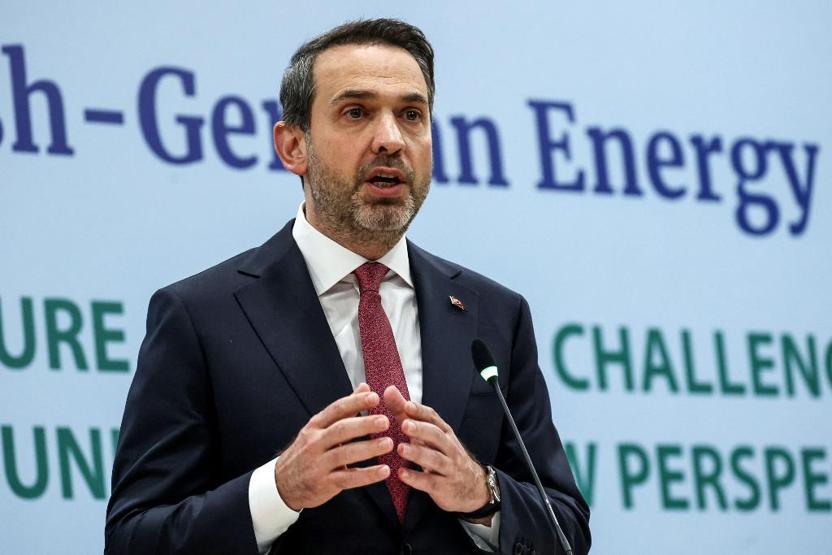 Bakan Bayraktartan petrol müjdesi: Günlük üretim kapasitesi 30 bin varile ulaştı