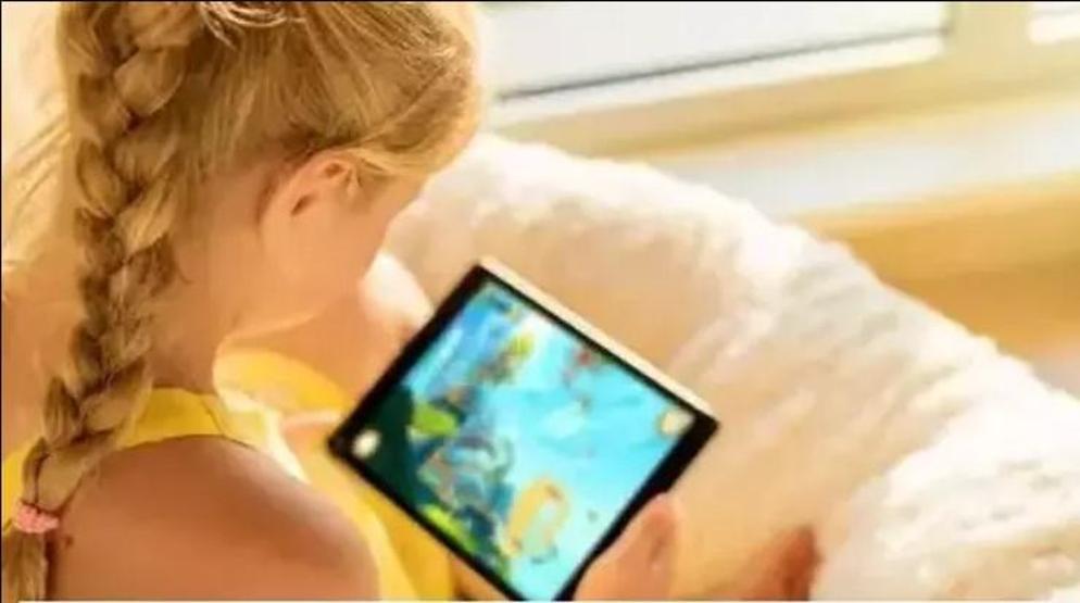 Uzun Süre Tablet Ve Bilgisayar Kullanan Çocuklar Aman Dikkat