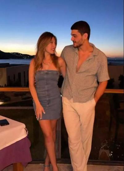 Yasmin Erbilden Yiğit Poyraza romantik kutlama