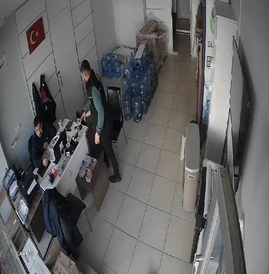 Heimlich manevrası yine hayat kurtardı
