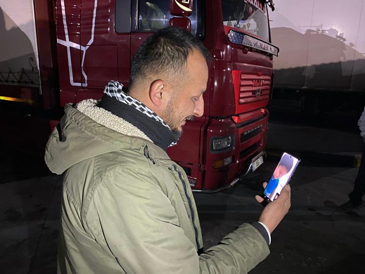 TIR sürücüleri yeni yılı yollarda karşılıyor