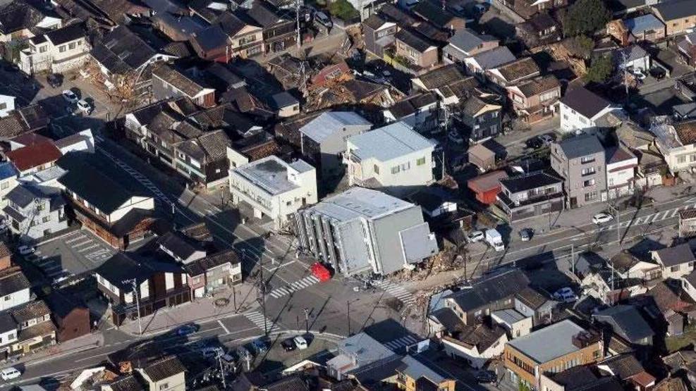 2 ülkede de 7.6lık deprem: Tablolar çok farklı Deprem uzmanı Moriwaki anlattı...