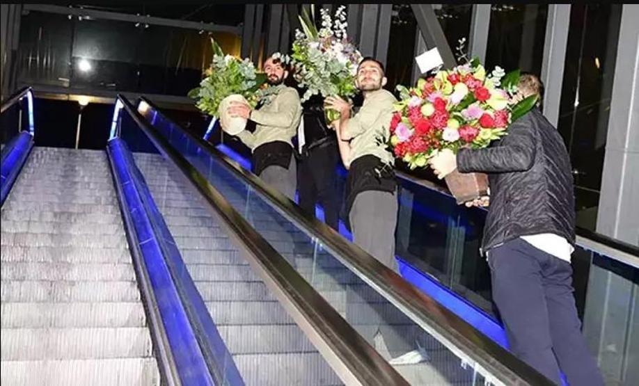 Melis Sezene sevgilisinden doğum günü sürprizi