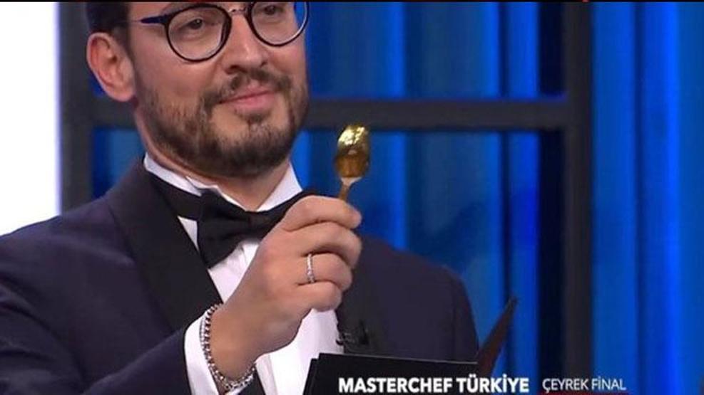 Masterchefte dördüncü kim oldu Büyük heyecan: Şeflerden tam iki kaşık atıldı