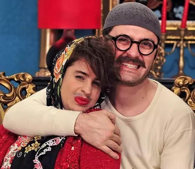 Büşra Pekinden Kolpaçino hamlesi