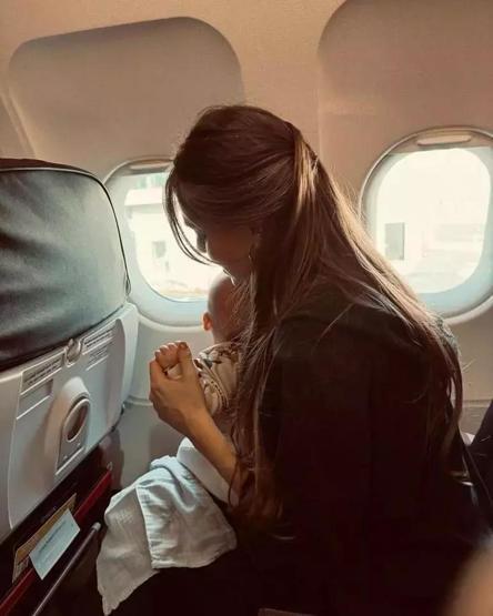 Aslı Enverden kızı Elayla yeni poz Bu kez güldürdü