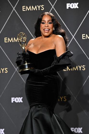 75. Emmy Ödülleri: Kimler ödül aldı (Kazananlar tam liste)