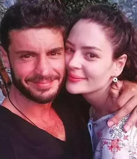 Berk Oktay sempatik gebelik sendromuna yakalandı