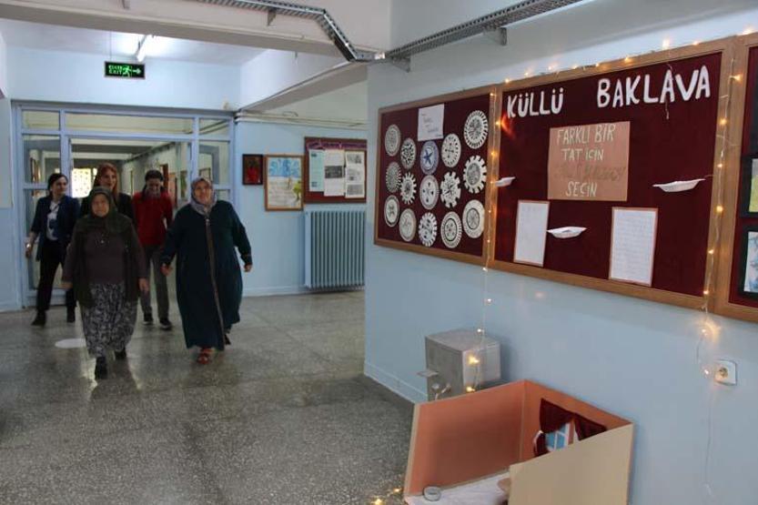 Amasyanın meşhur lezzeti: Küllü Baklava Bu baklavanın yapımında ‘kül’ kullanılıyor Küllü Baklava nasıl hazırlanır