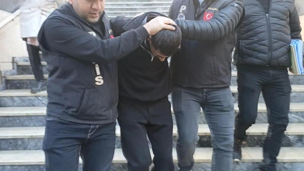 Önüne gelene saldırıp 10 kişiyi bıçaklamıştı: Pişmanmış