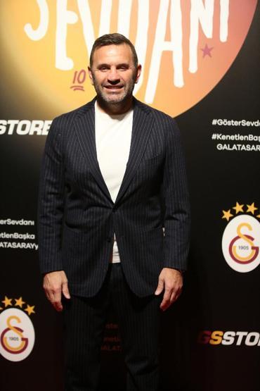 Galatasaray 2024 relansman gecesi düzenlendi Mertens espriyi patlattı
