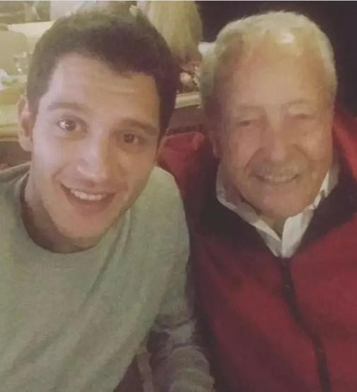 Uraz Kaygılaroğlunun dedesi hayatını kaybetti