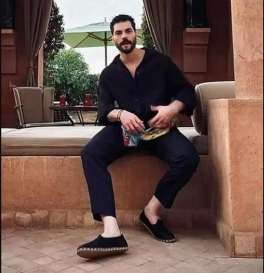 Akın Akınözü, Fransız markasının yüzü oldu