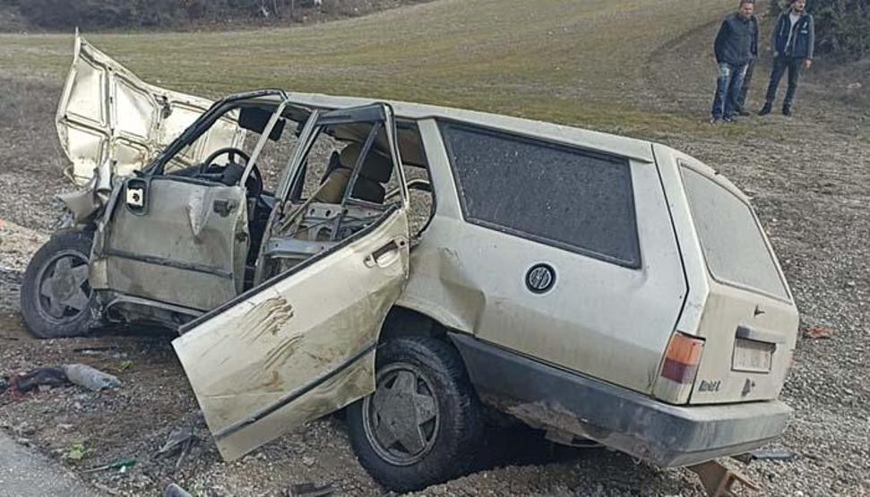 Ankarada katliam gibi kaza: İki otomobil kafa kafaya çarpıştı: 4 ölü, 2 yaralı