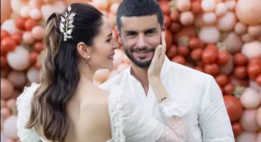 Berk Oktay ile Yıldız Çağrı Atiksoy ebeveyn kursuna gidecek