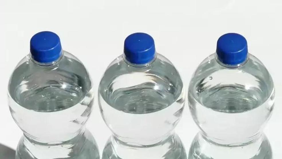 Uzman isim plastik şişelerde su içmenin zararlarını anlattı