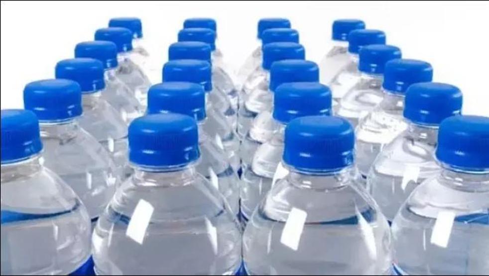 Uzman isim plastik şişelerde su içmenin zararlarını anlattı