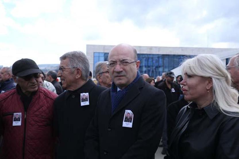 Eski 3. Ordu Komutanı emekli Orgeneral Saldıray Berk toprağa verildi