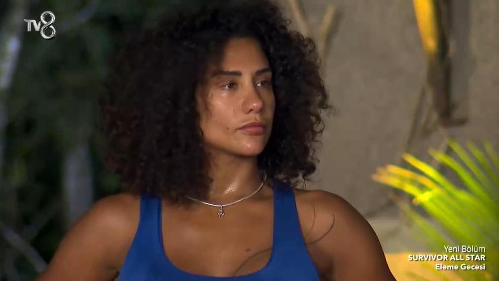 Bu akşam Survivor kim elendi Sahra mı elendi Düelloda sona kalan aday kim oldu 15 Şubat 2024 Survivor en son veda eden isim