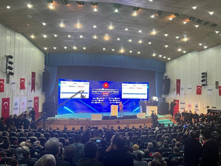 Bakan Yerlikaya duyurdu: Dünyanın en büyük konut seferberliğini gerçekleştiriyoruz