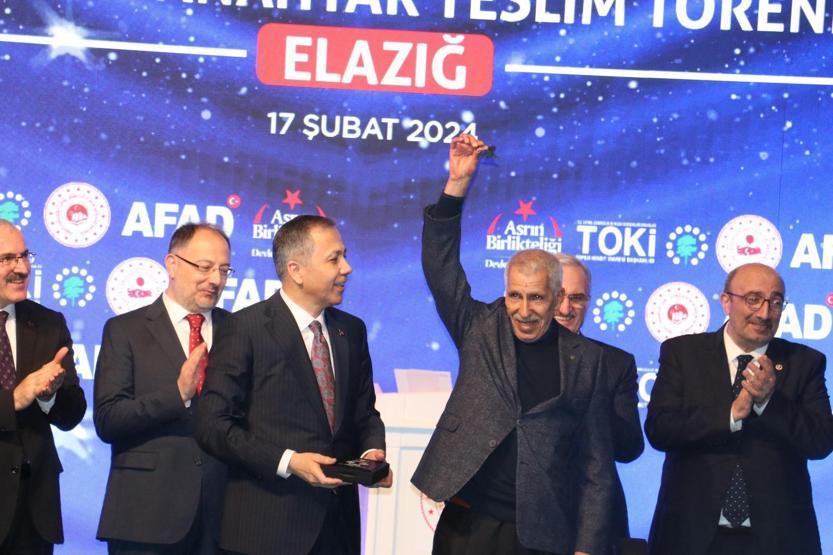 Bakan Yerlikaya duyurdu: Dünyanın en büyük konut seferberliğini gerçekleştiriyoruz