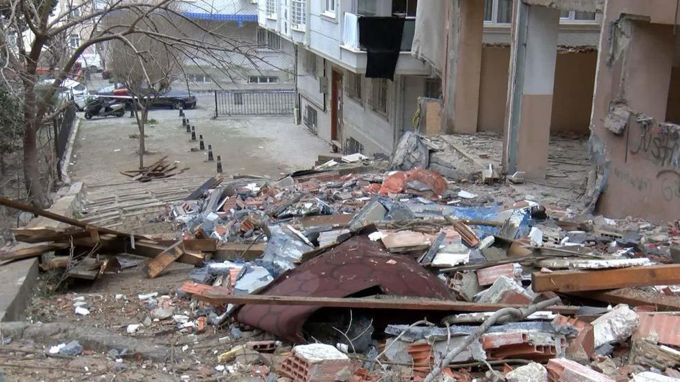 Güngörende kontrollü yıkım sırasında kavga çıktı