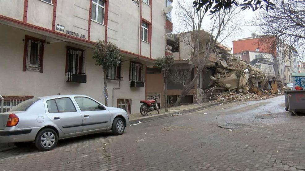 Güngörende kontrollü yıkım sırasında kavga çıktı