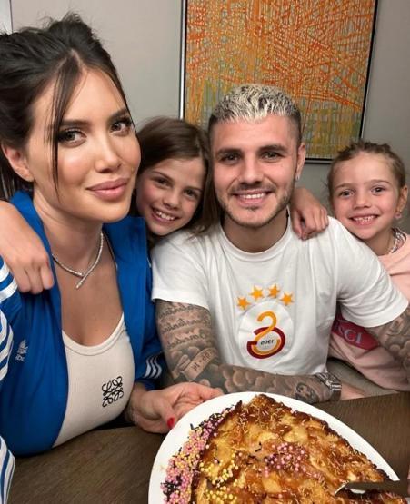 Wanda Nara, çocuklarıyla Icardiyi böyle karşıladı