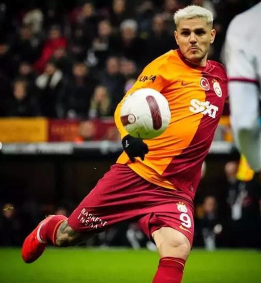 Simge Sağından Mauro Icardi açıklaması